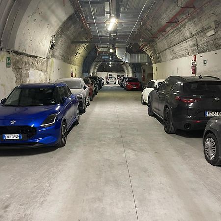 Deluxe Apartment Self Check In Parking Genova Eksteriør bilde